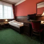 U Hejtmana Sarovce 4* 우헤르스케 흐라디슈테