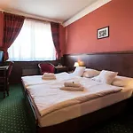U Hejtmana Sarovce 4* 우헤르스케 흐라디슈테