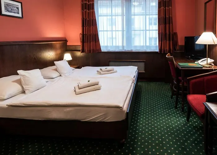 U Hejtmana Sarovce Otel