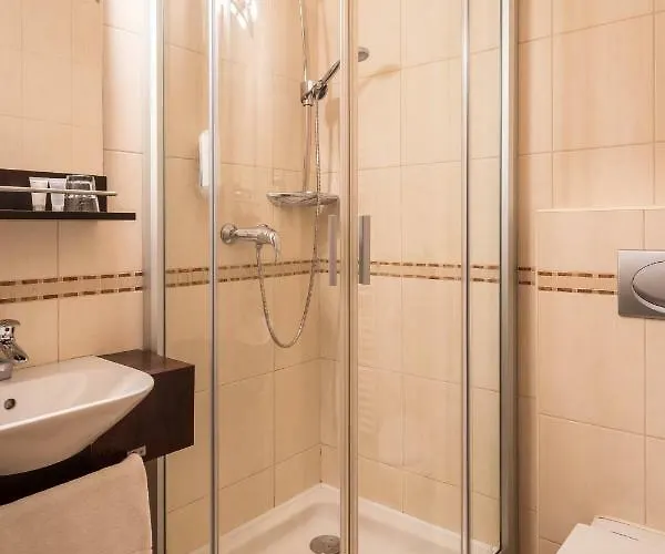 Otel U Hejtmana Sarovce