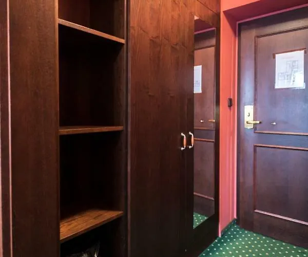 U Hejtmana Sarovce Otel Uherské Hradiště