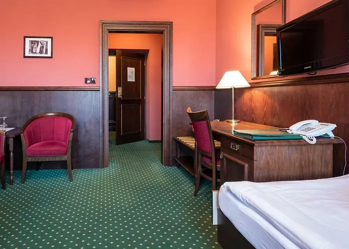 U Hejtmana Sarovce Otel