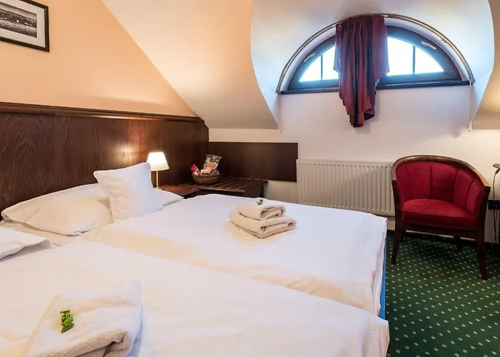 U Hejtmana Sarovce Otel