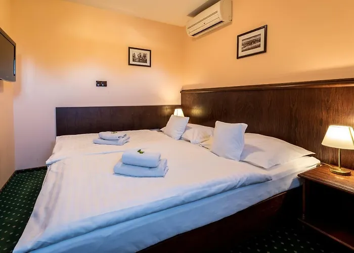 U Hejtmana Sarovce Otel Uherské Hradiště